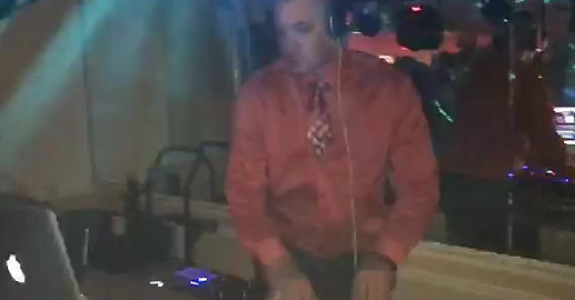 DJ Dez at work!